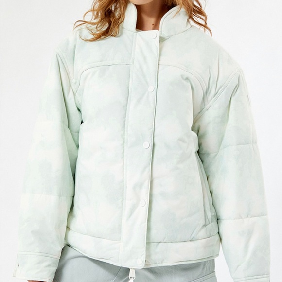 Free People Movement NEW Snow Bunny Slope Puffer Ski Jacket Large - Picture 2 of 16